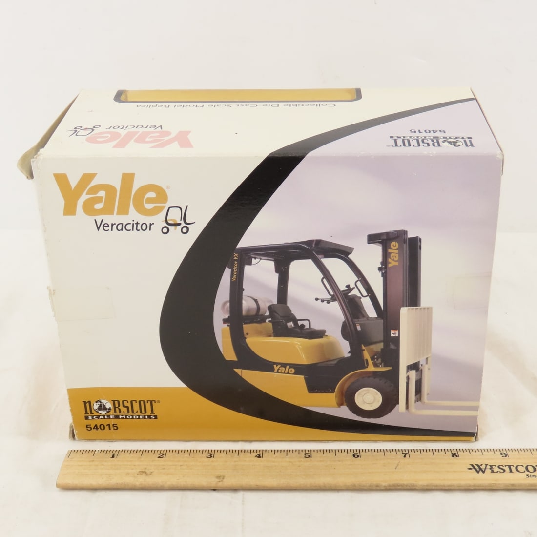 Forklift, Trucks & Other Diecast Service Vehicles - 10