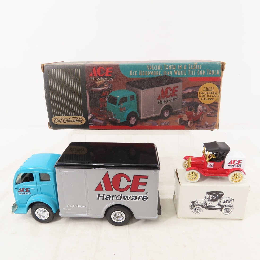 Forklift, Trucks & Other Diecast Service Vehicles - 15