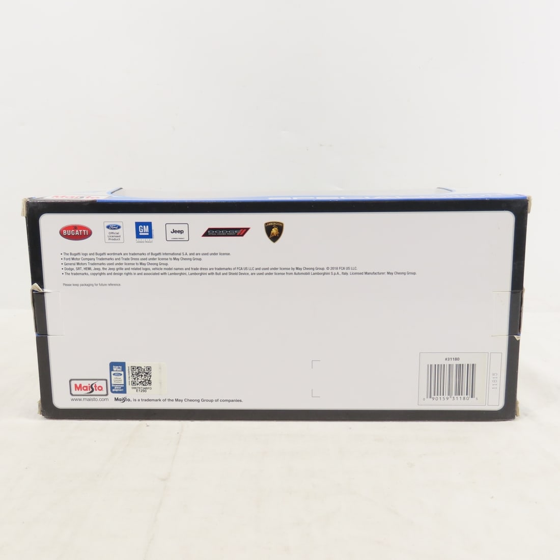 6 Diecast 1:18 Scale Cars, Maisto, Burago & Other - 10