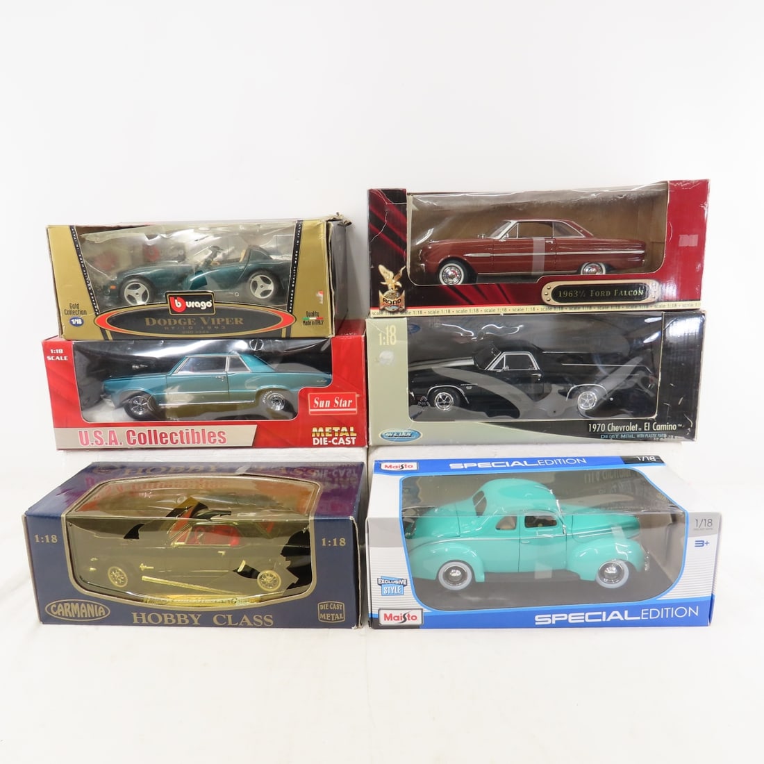 6 Diecast 1:18 Scale Cars, Maisto, Burago & Other: 6 Diecast 1:18 Scale Cars, Maisto, Burago & Other - Burago Dodge Viper, Maisto Special Edition, Sun Star 1964 Pontiac, Carmania Ford Mustang, Welly El Camino, Road Signature Ford Falcon. Lot Size: