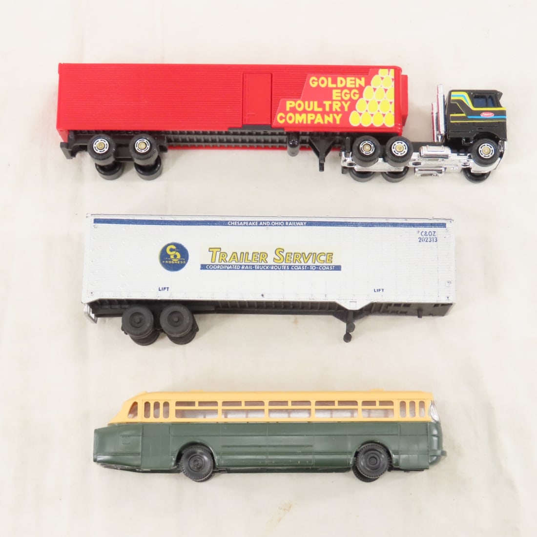 HO 1:87 Scale Trucks & Trailers, Herpa & Others - 8