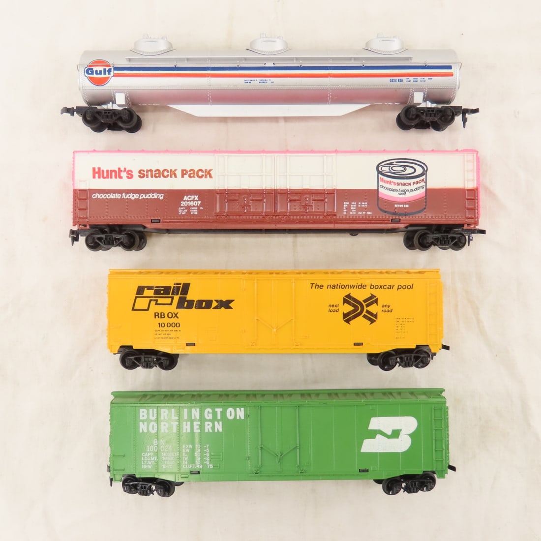 HO Scale Engines & Boxcars, Athearn & Other - 15