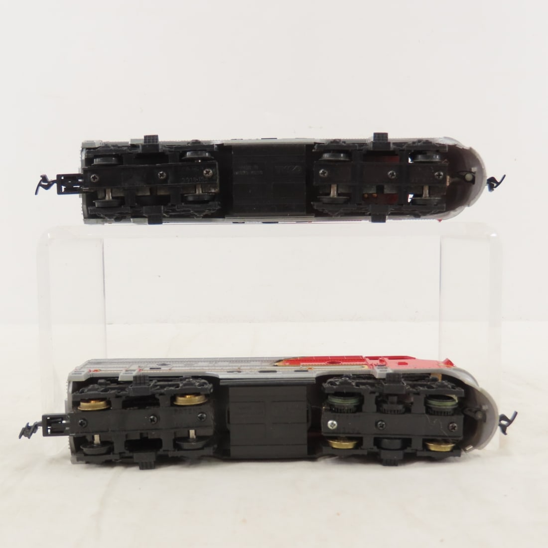 HO Scale Engines & Boxcars, Athearn & Other - 8