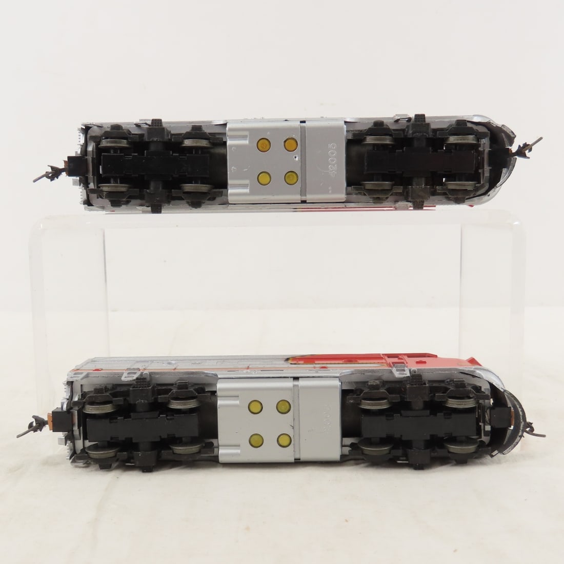 HO Scale Engines & Boxcars, Athearn & Other - 9