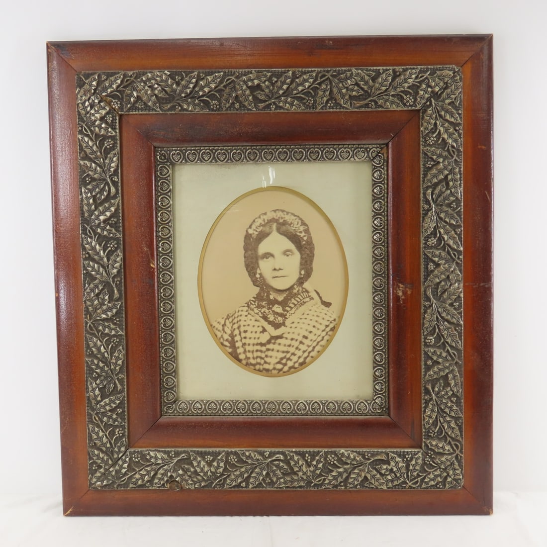 2 Antique Framed Photographs, Man & Woman - 7