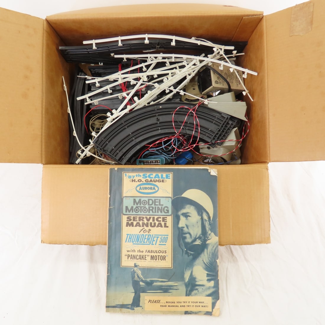 Aurora Slot Car Track, Controllers & Manual (1 of 7)