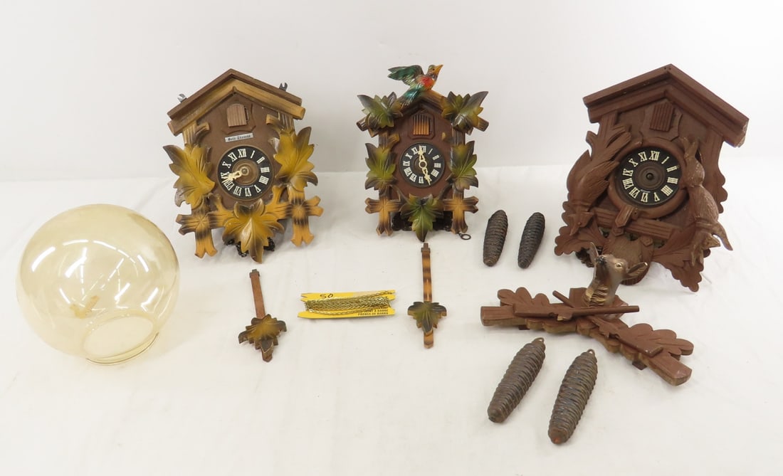 Vintage Black Forest & Seth Thomas Cuckoo Clocks: Vintage Black Forest & Seth Thomas Cuckoo Clocks - All Untested, For Parts or Repair. Black Forest/West German Clock Heavily Damaged, 2 Seth Thomas & Glass Cloche. Lot Size: 20 x 15 x 6", 8 lbs
