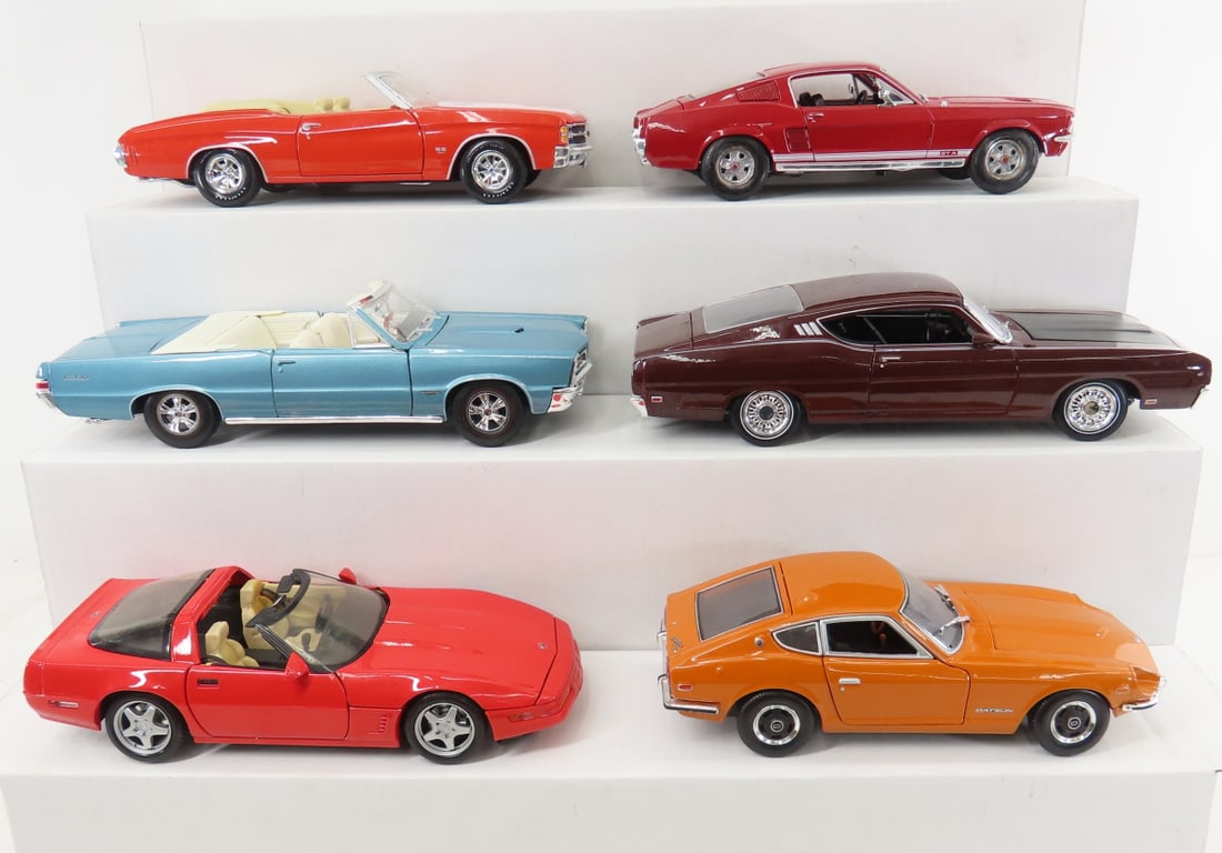 6 Diecast Maisto 1:18 Scale Cars, GTO & Others: 6 Diecast Maisto 1:18 Scale Cars, GTO & Others - Torino, GTO, Mustang, Chevelle, 240Z, Corvette. Lot Size: 15 x 15 x 12", 10 lbs Photos are part of description. (Live Auctioneers only shows a max of
