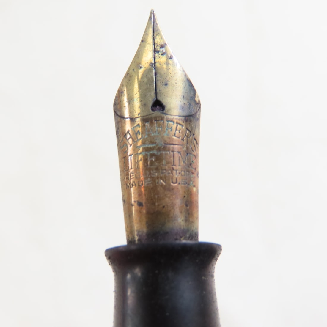 4 Vintage Sheaffer White Dot Fountain Pens - 11