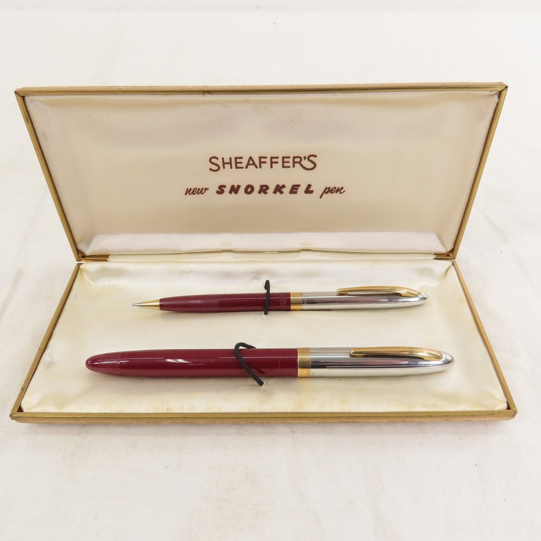 Sheaffer's New Snorkel Pen & Pencil Set- White Dot - 2
