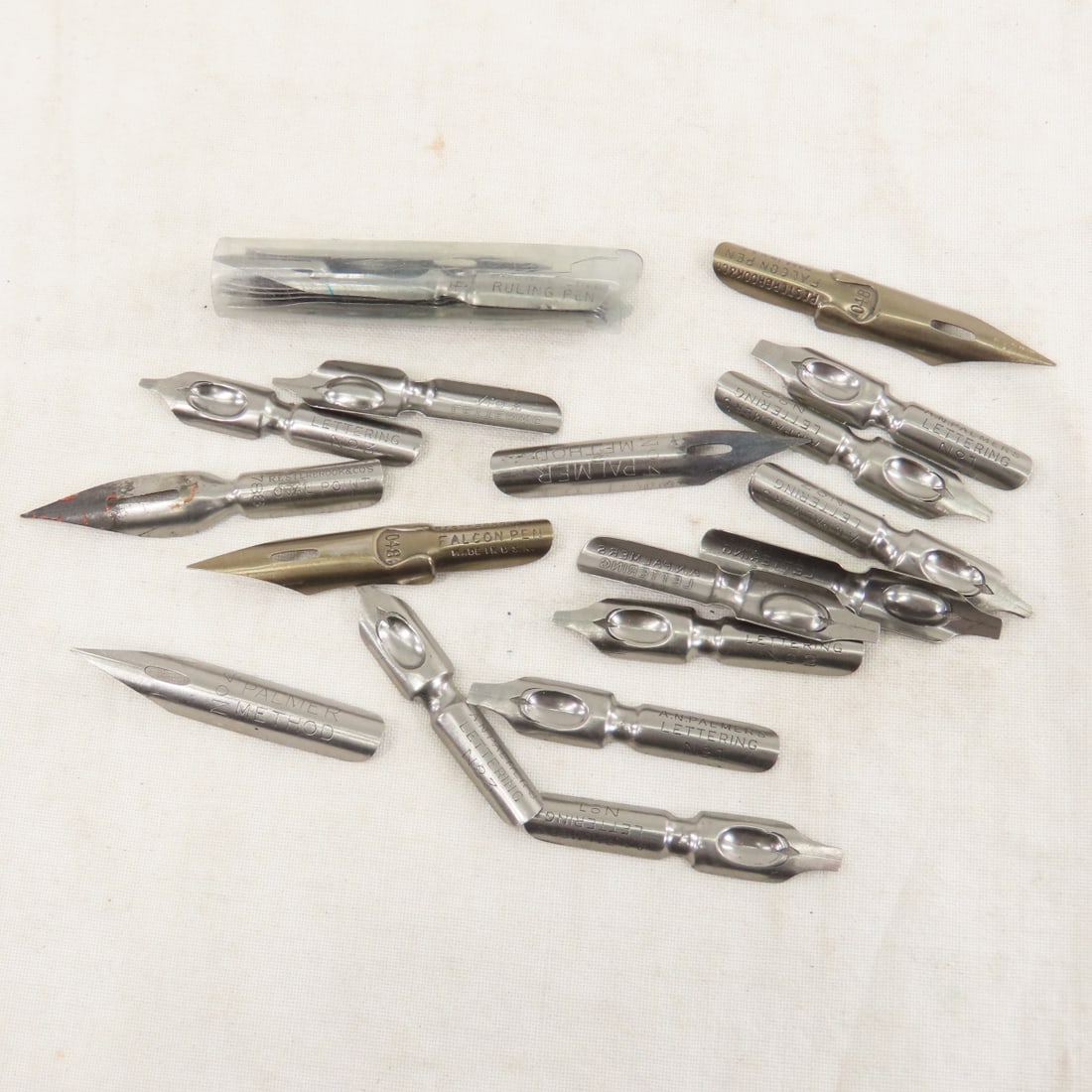 Vintage Fountain Pens, Stag Container & more - 18