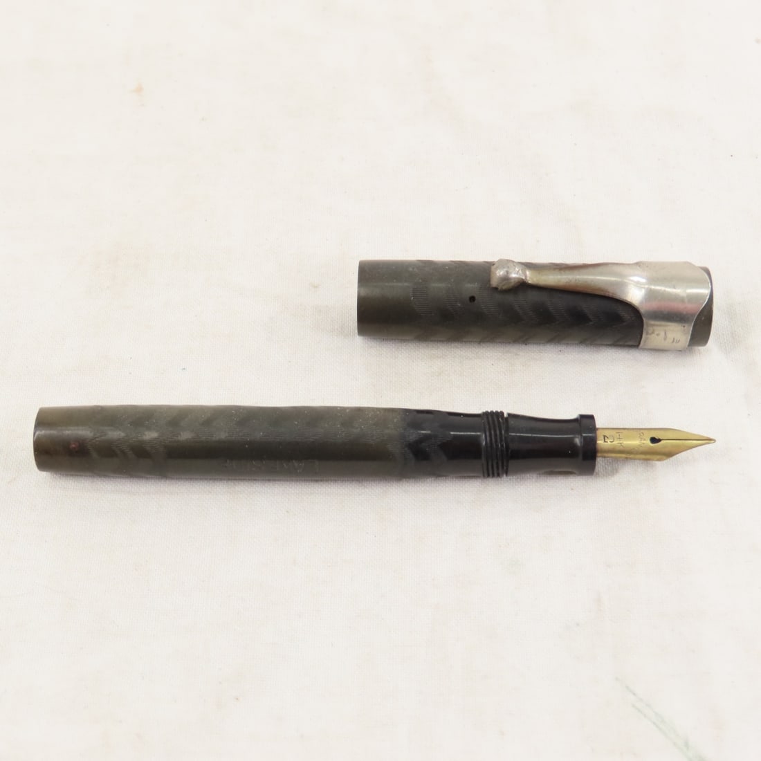 3 Vintage Fountain Pens with 14k Gold Nibs - 5