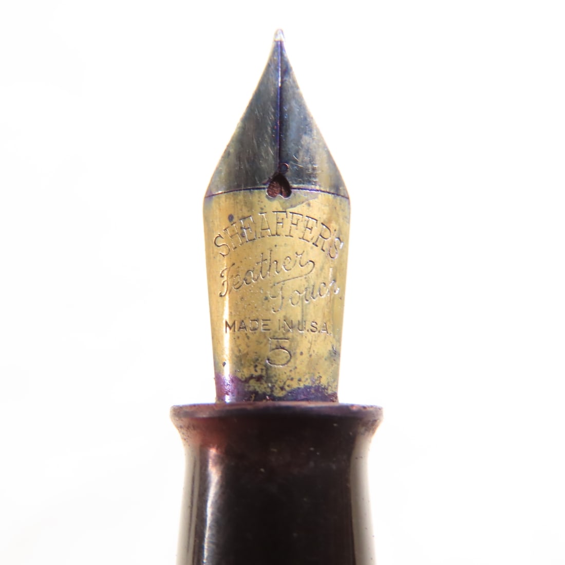 Fountain Pen Display with pens. Shaeffer & more - 10