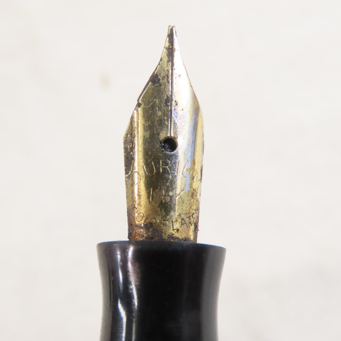 Fountain Pen Display with pens. Shaeffer & more - 19