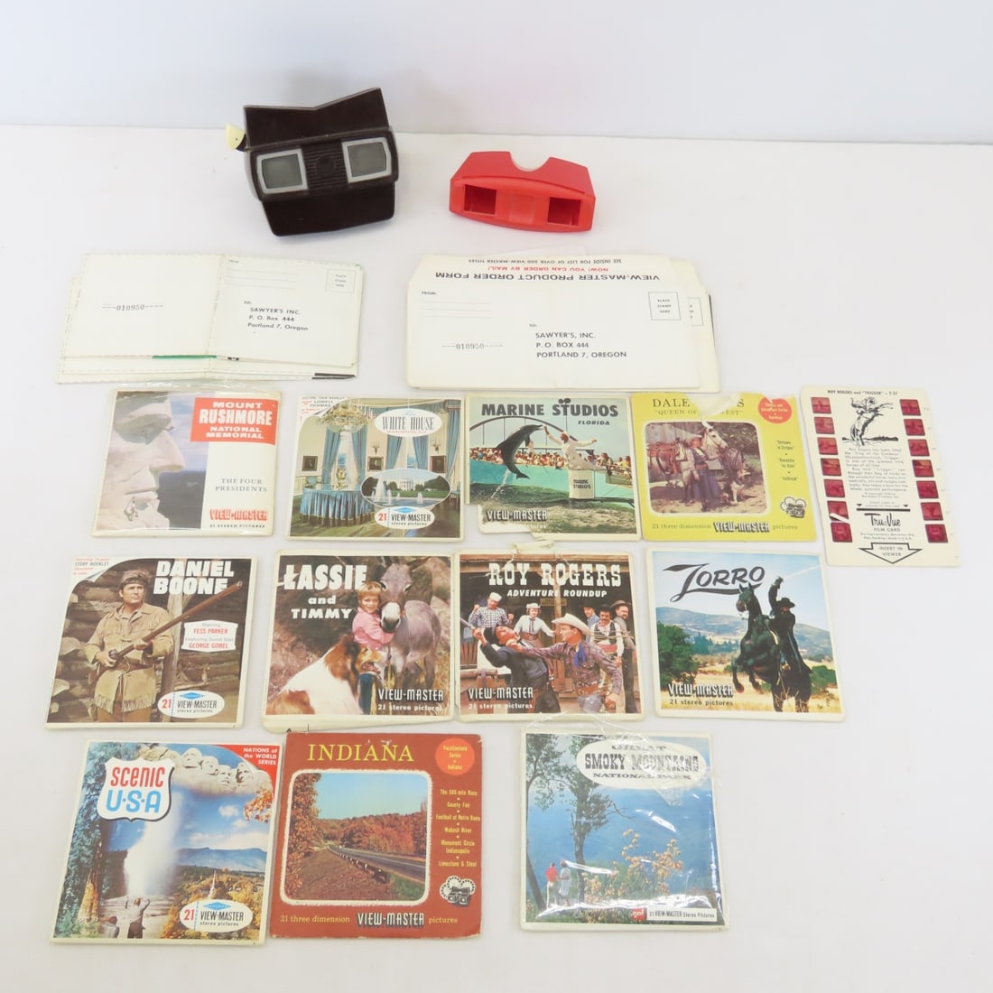 Vintage ViewMaster & Reels, TruVue viewer & slides (1 of 9)