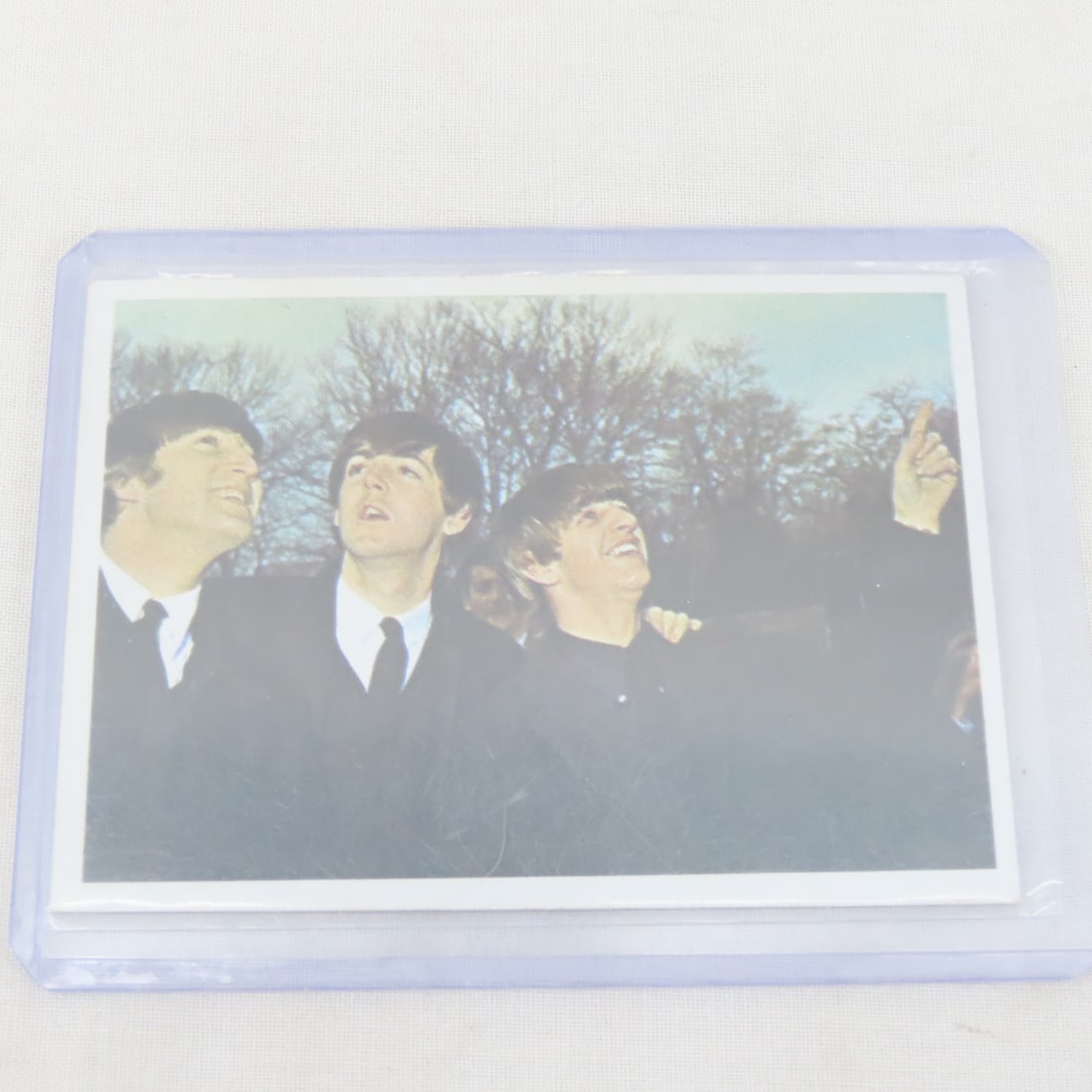 13 1964 Topps Beatles Cards - 14