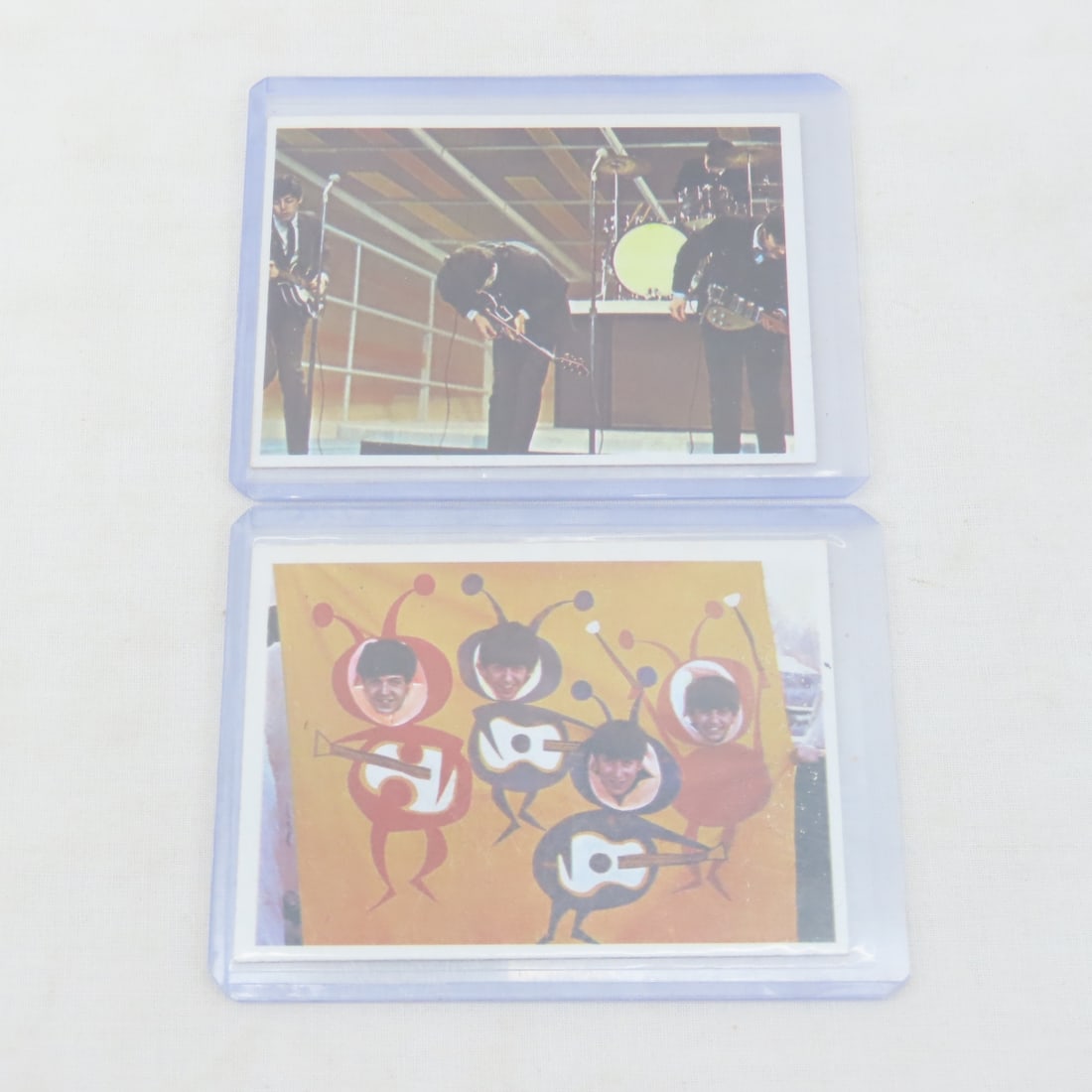 13 1964 Topps Beatles Cards - 18