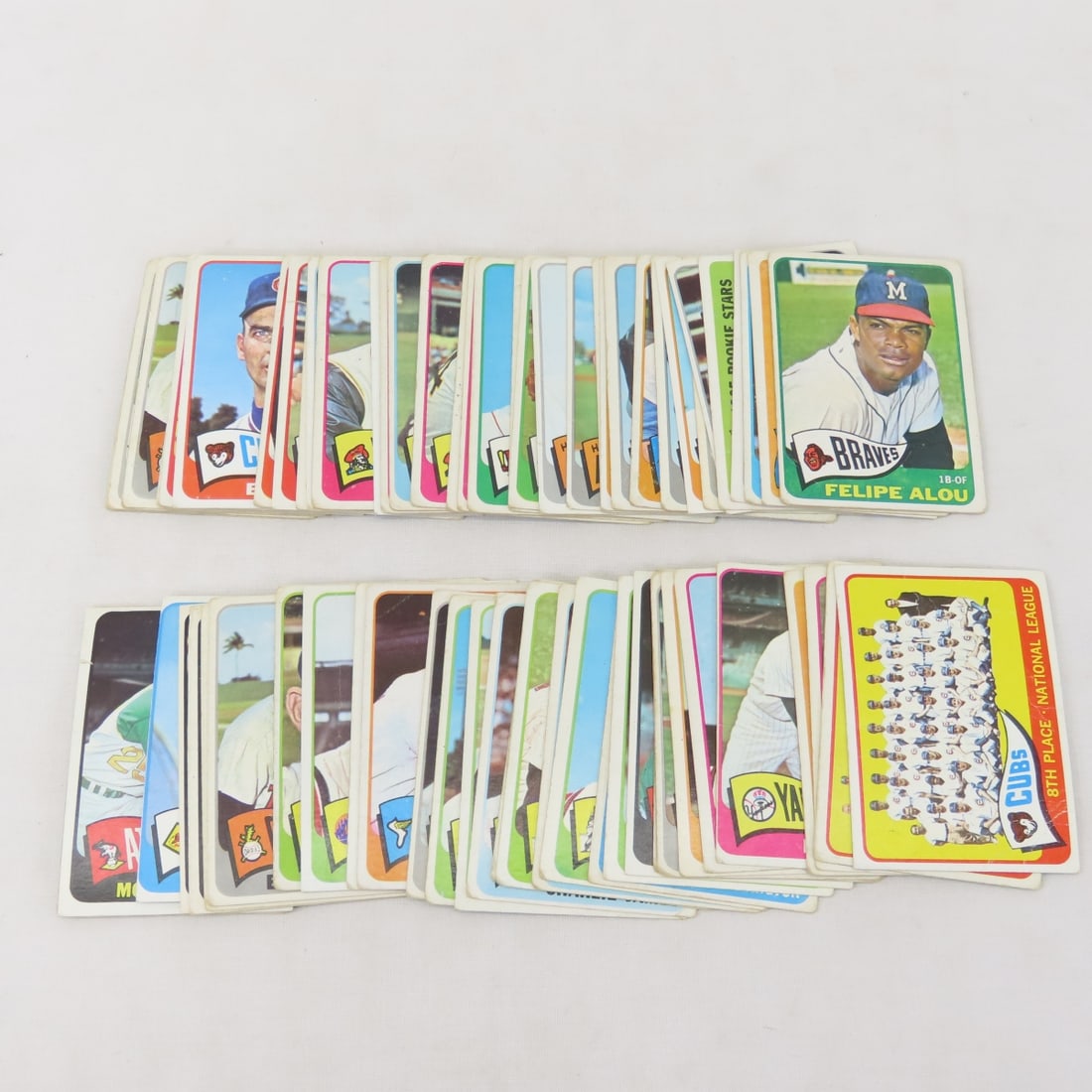 70 1965 Topps Baseball Cards With Stars: 70 1965 Topps Baseball Cards With Stars - LOT SIZE 4X4X4" 1 LB Photos are part of description. (Live Auctioneers only shows a max of 20 photos). Please ask questions and read terms & conditions before