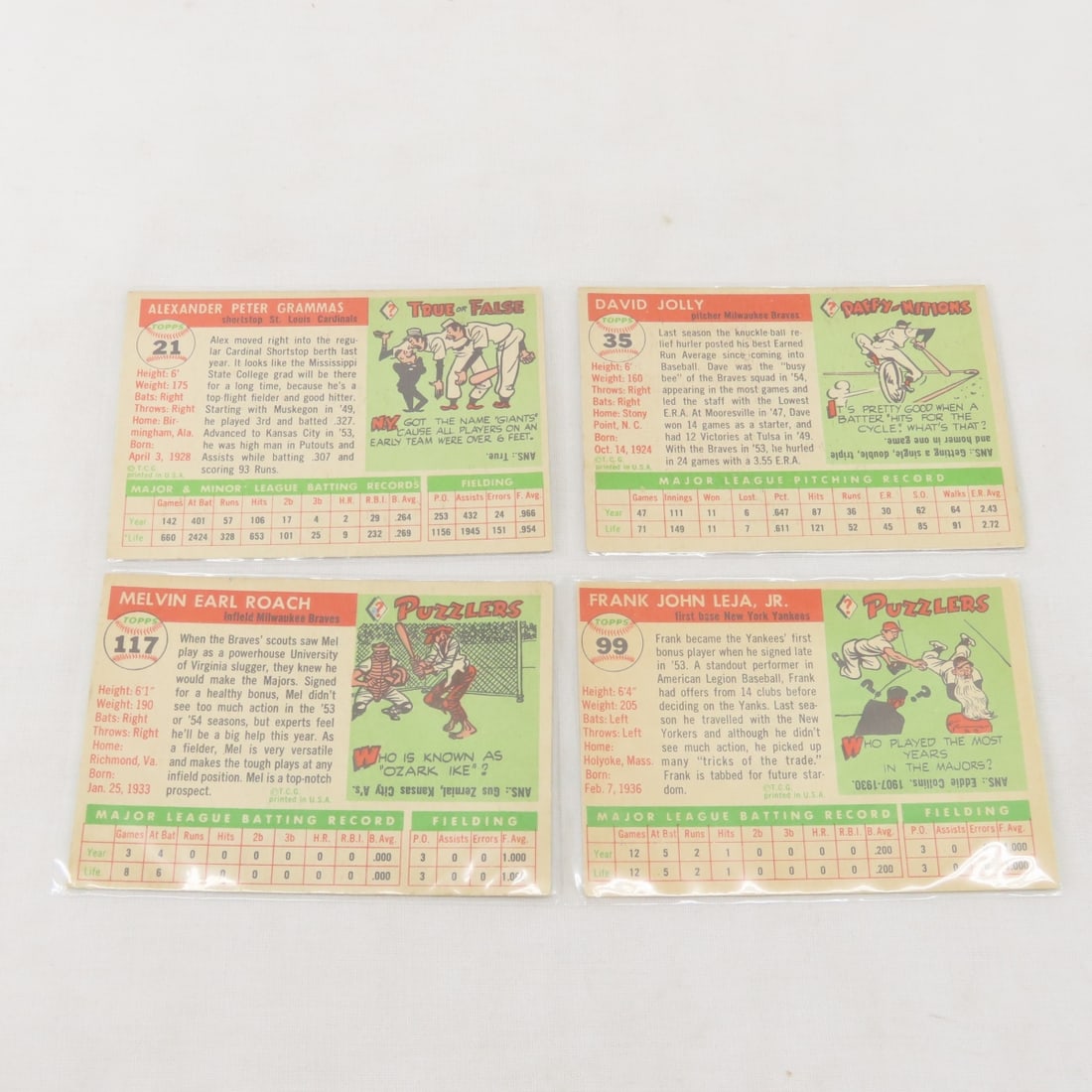 21 Sharp 1955 Topps Baseball Cards - 7