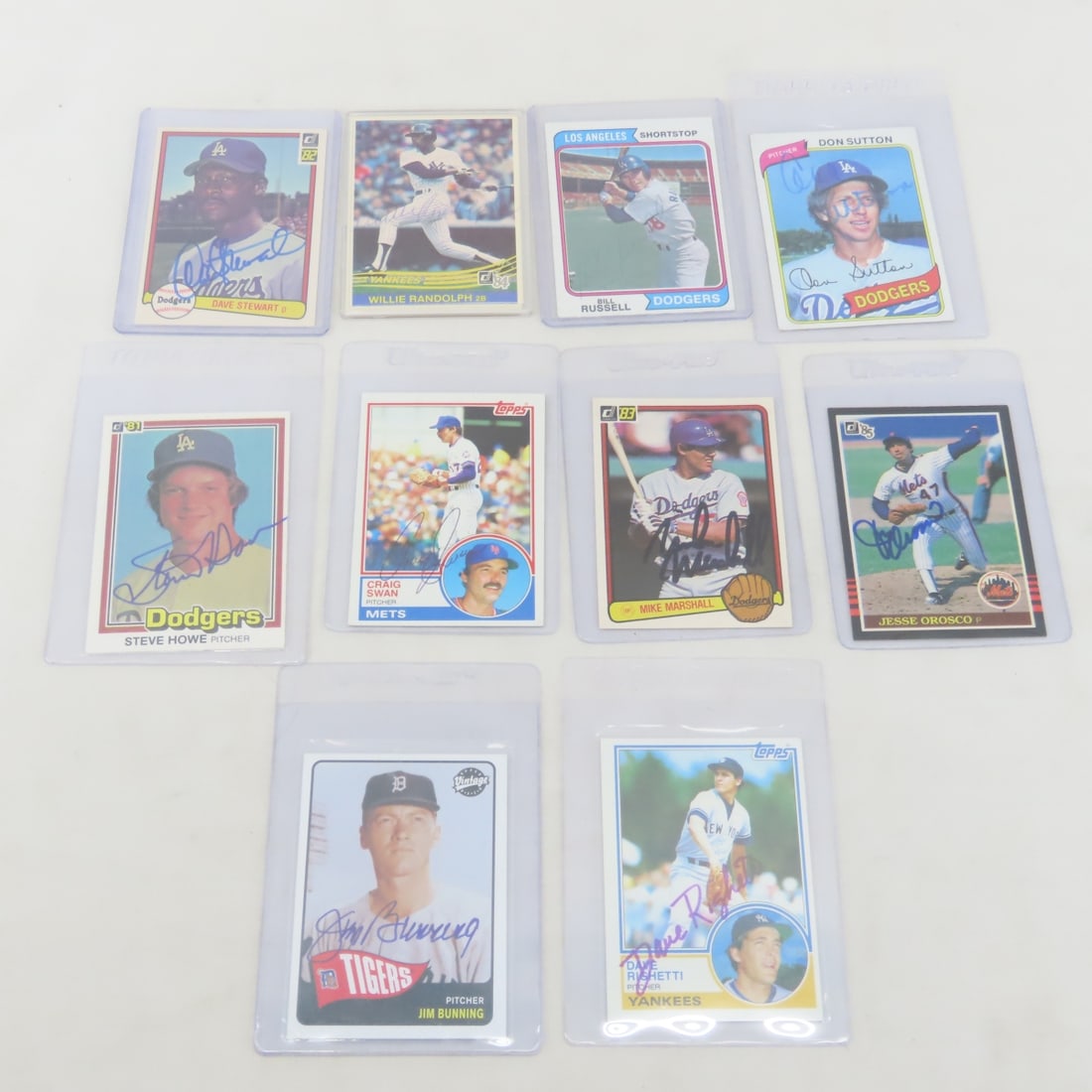 10 1970s & 80s Autographed Baseball Cards (1 of 20)