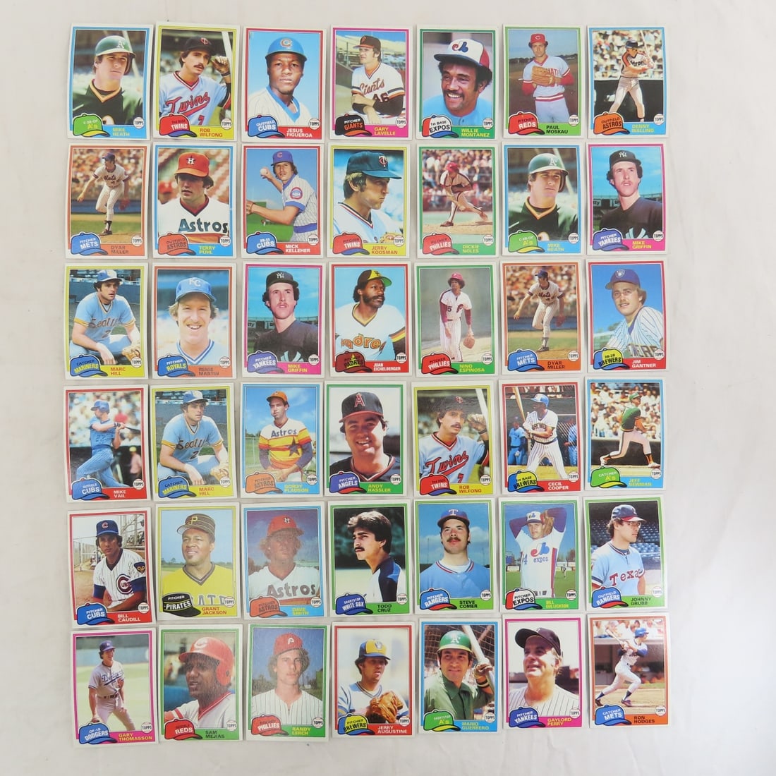600+ 1981 Topps Baseball Cards - 6