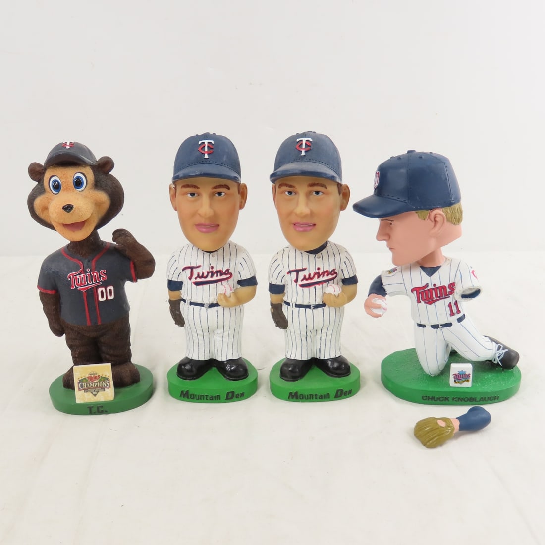 20+ Minnesota Twins Baseball Bobble Head Nodders - 15