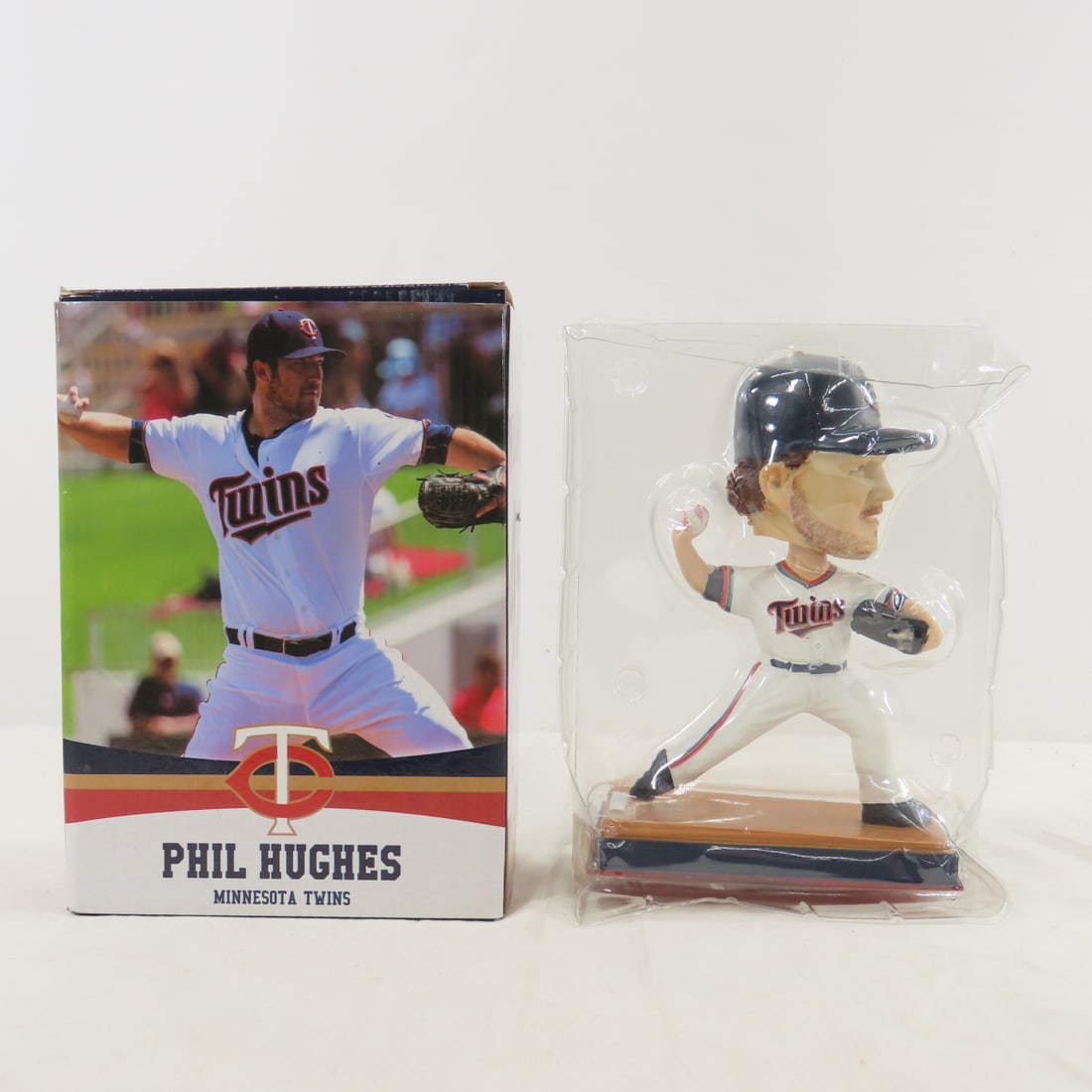 12 Minnesota Sports & Other Bobble Head Nodders - 12