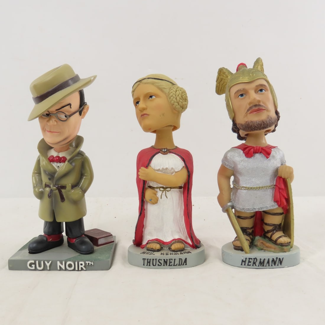 15 Bobble Head Nodders & New York Souvenirs - 5