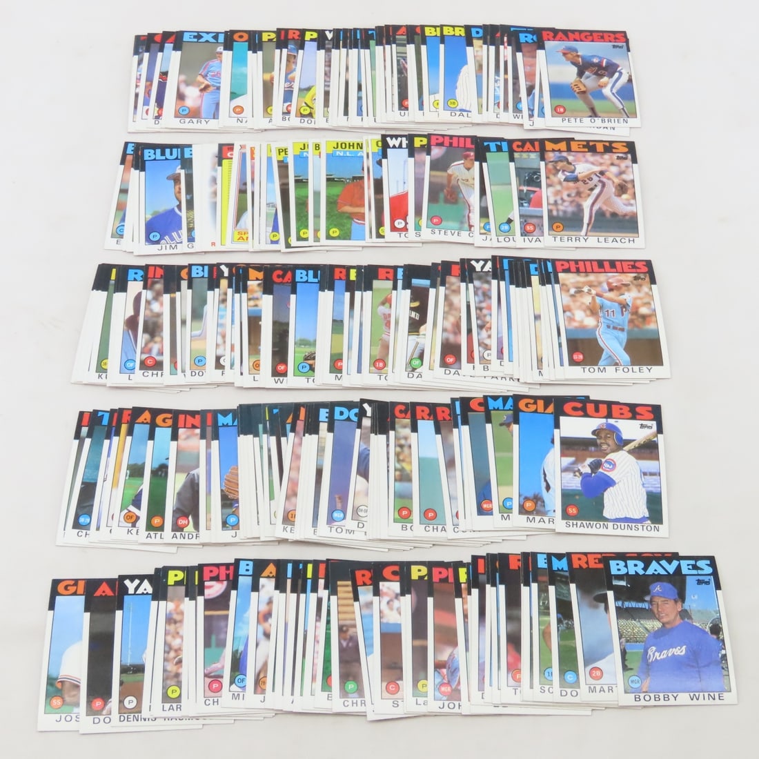 150+ Near Mint 1986 Topps Baseball Card- Henderson (1 of 14)
