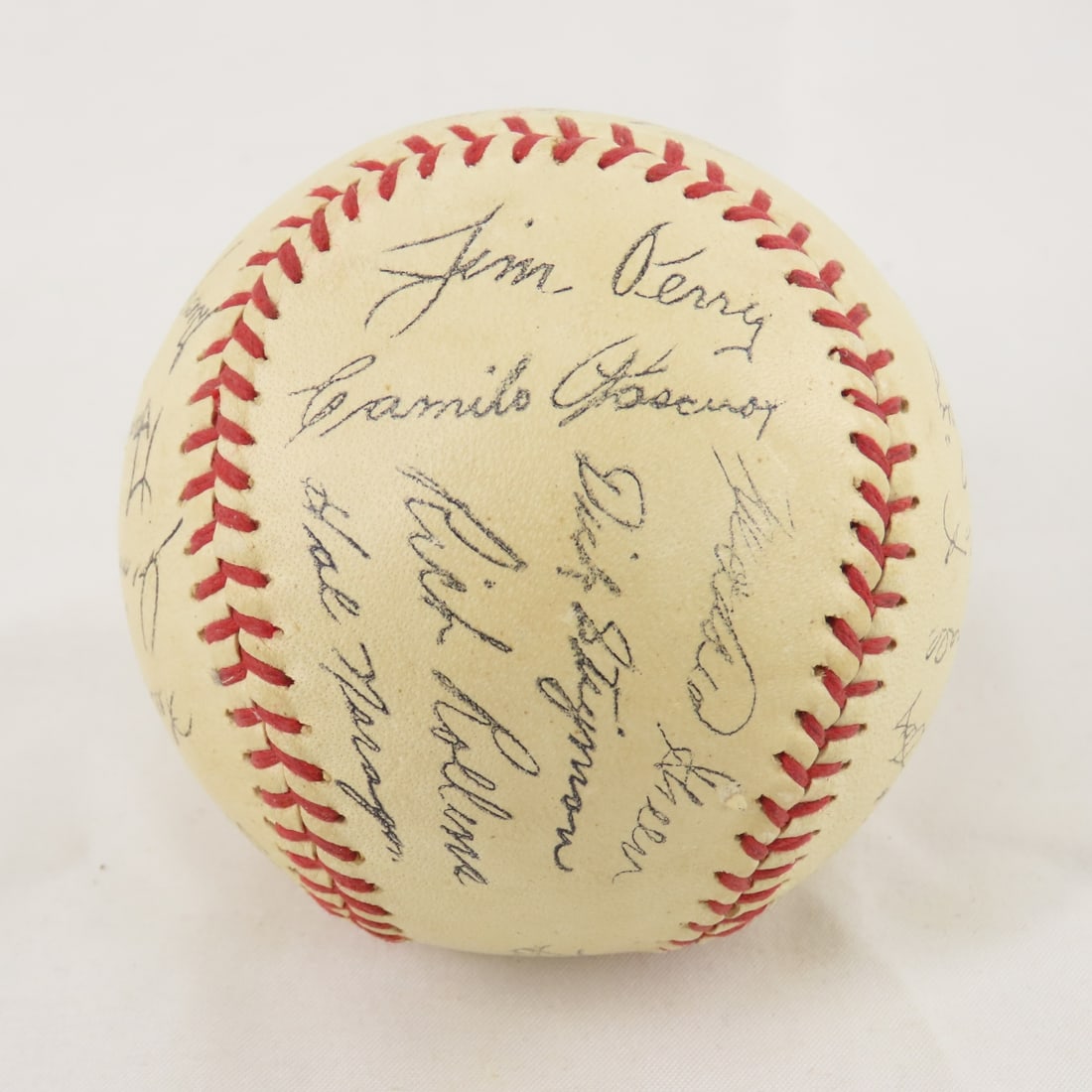 Tony Oliva Signed Ball & Facsimile Baseballs - 10