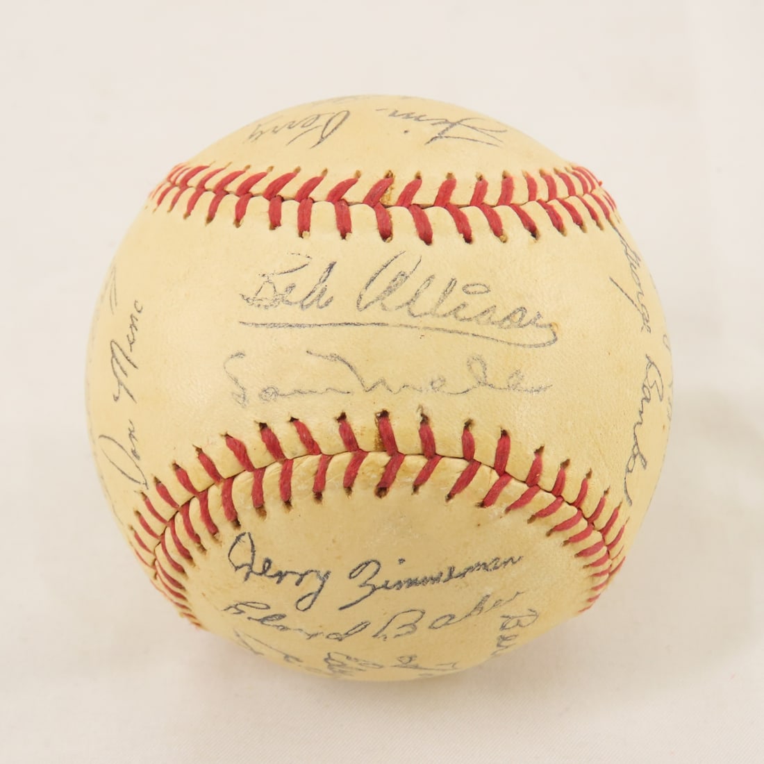 Tony Oliva Signed Ball & Facsimile Baseballs - 15