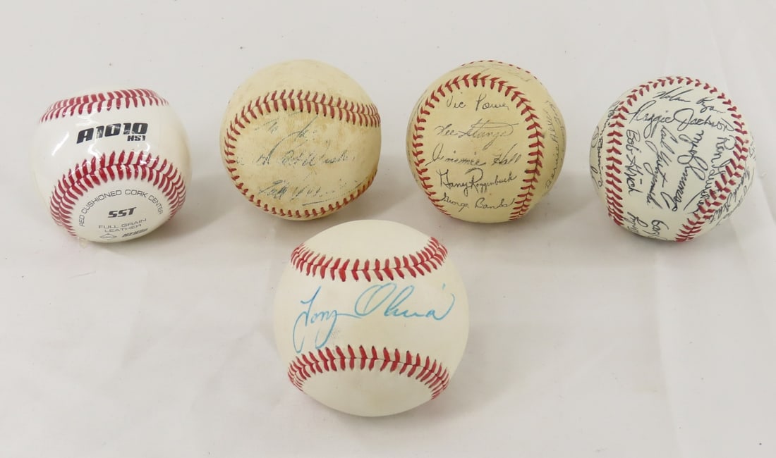 Tony Oliva Signed Ball & Facsimile Baseballs - 2