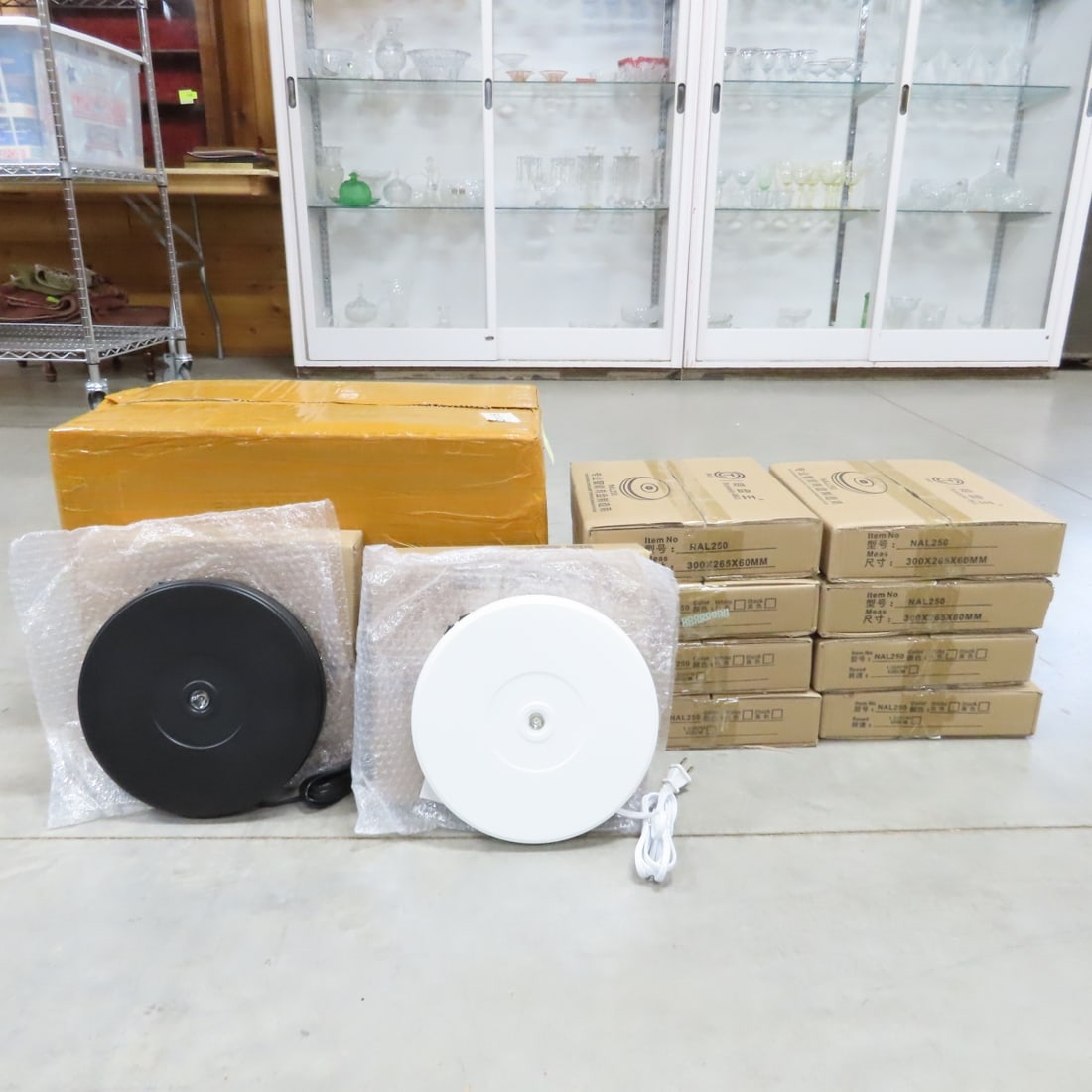 10 Mixed NAL250 Rotating 10" Display Stand w/LED - 12