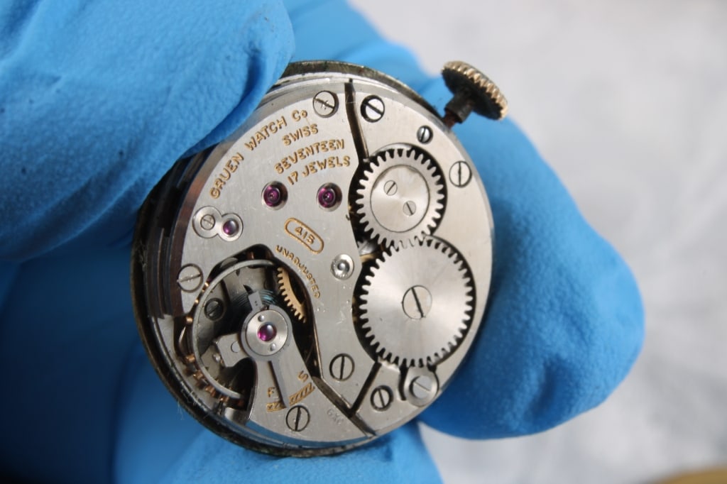 1950 17J 14K Gold Gruen Wind Wristwatch Working - 12