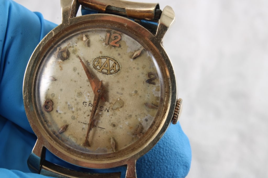 1950 17J 14K Gold Gruen Wind Wristwatch Working - 2