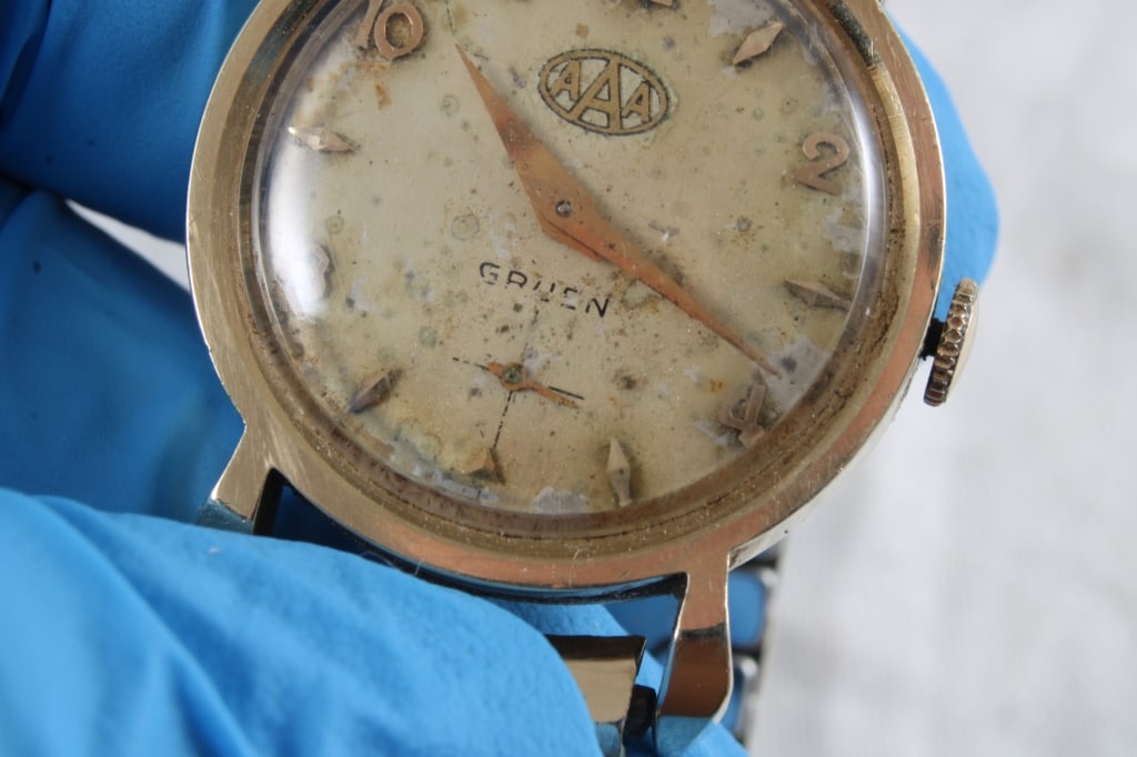 1950 17J 14K Gold Gruen Wind Wristwatch Working - 3