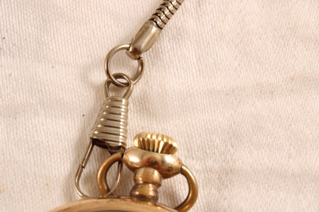 Agassiz 17 Jewel Pocket Watch 20 Yr Case Working - 5