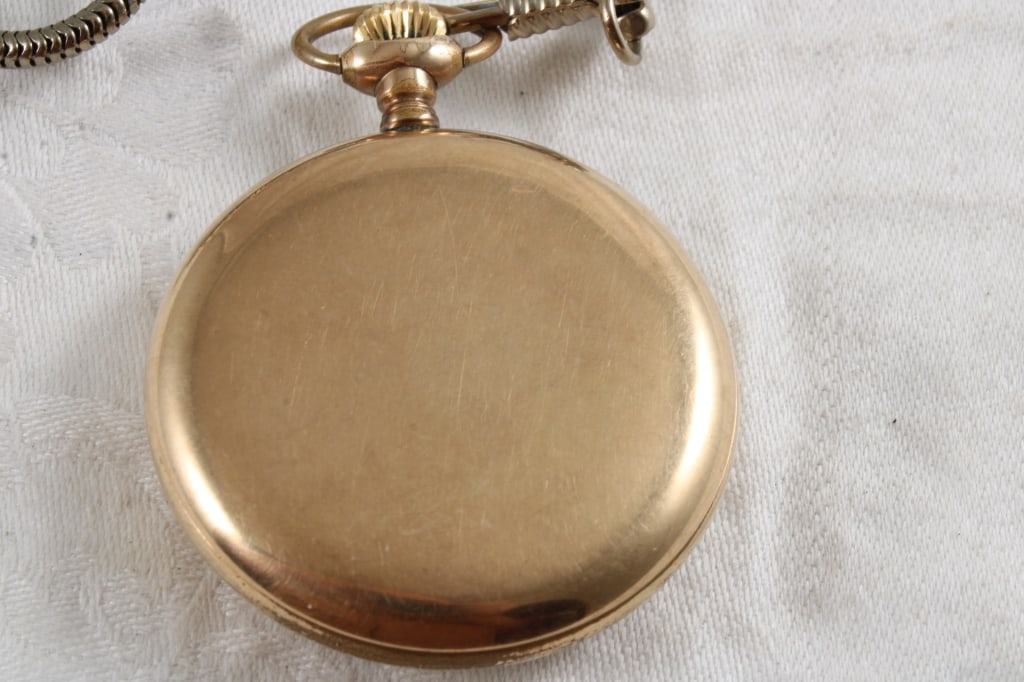 Agassiz 17 Jewel Pocket Watch 20 Yr Case Working - 6