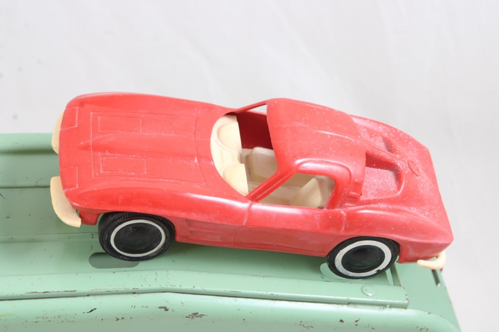 '60s Tonka Auto Transport w/2 '63 Corvette Cars - 8