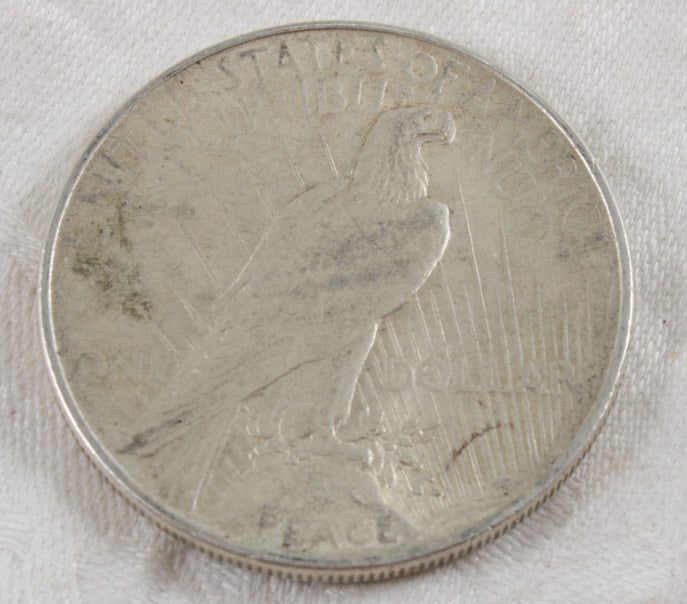 1922 Peace Silver Dollar - 3