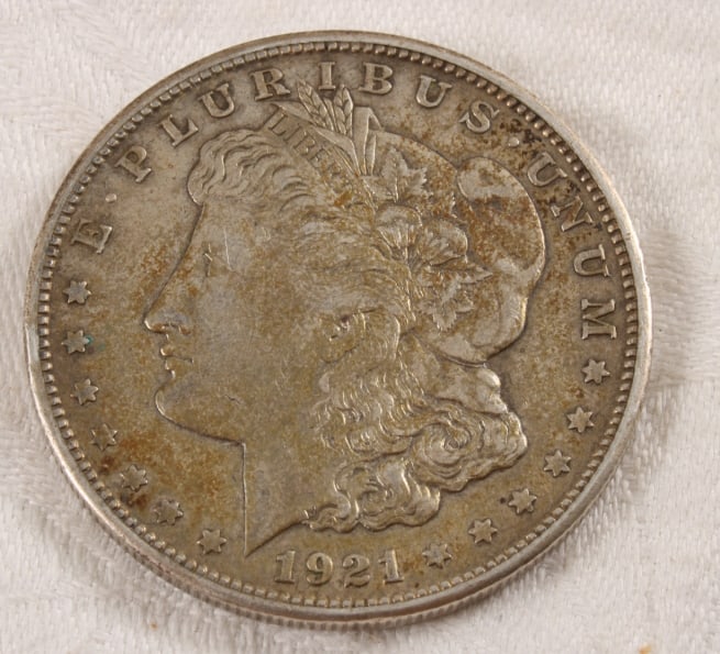 1921 S Morgan Silver Dollar (1 of 4)