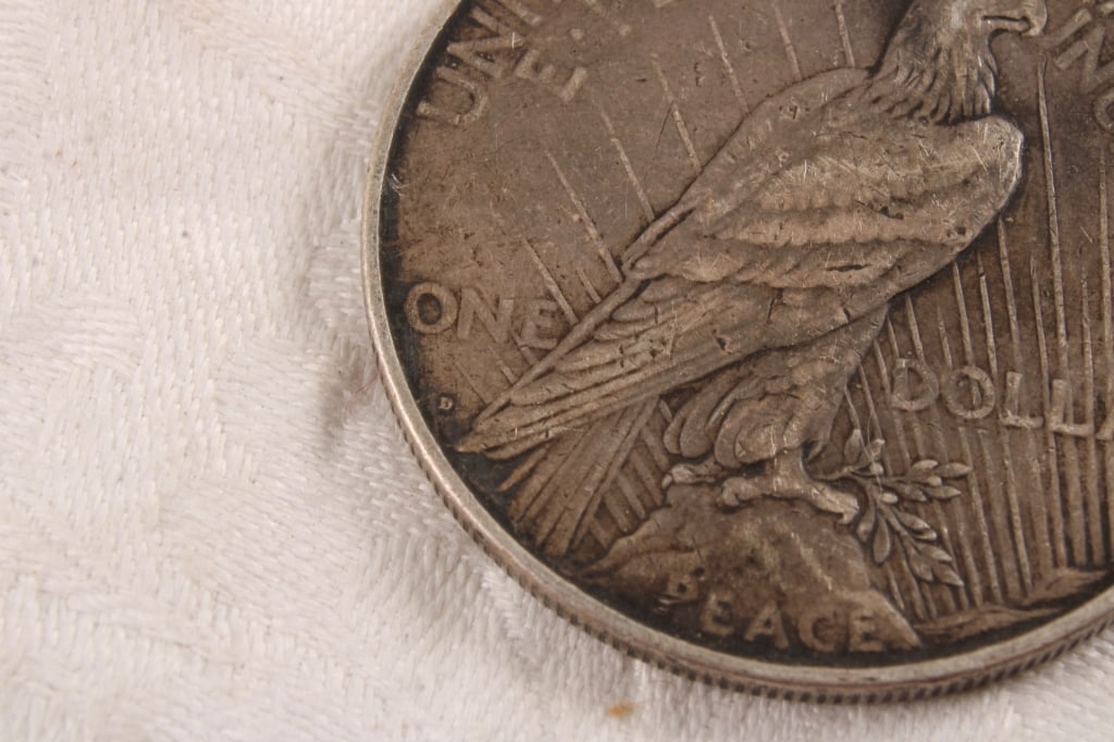 1923 D Peace Silver Dollar - 4