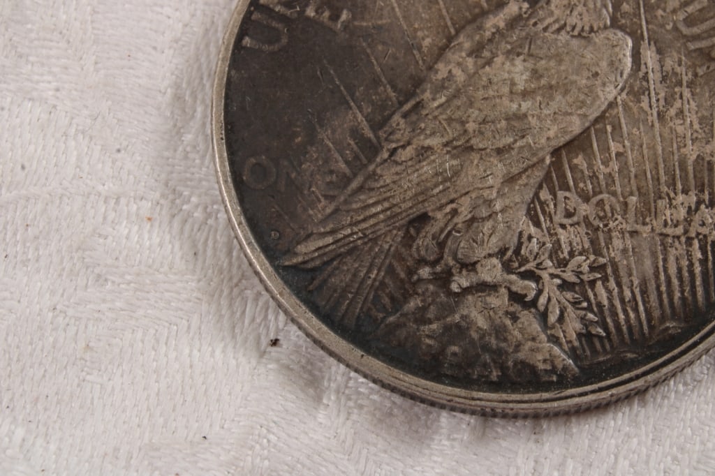 1923 D Peace Silver Dollar - 4