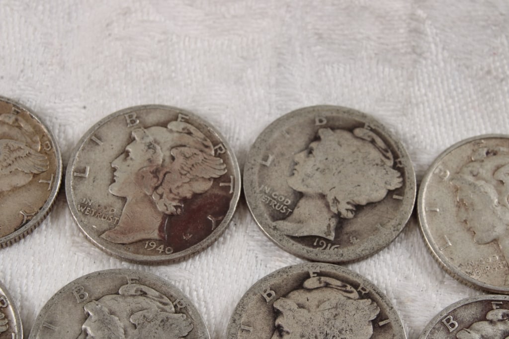 10 Mercury Silver Dimes - 4