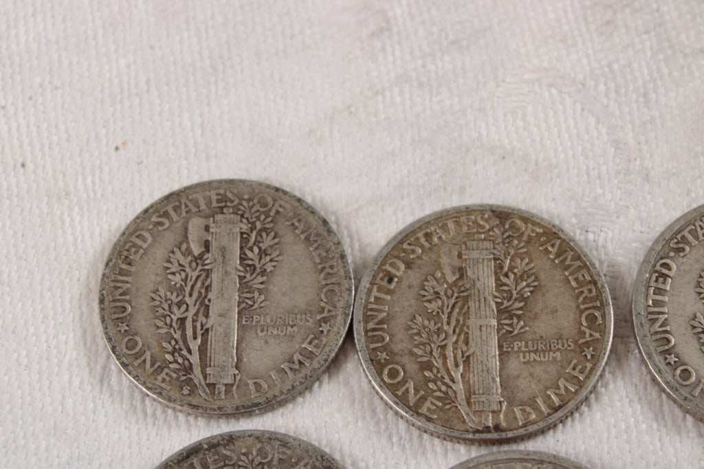 10 Mercury Silver Dimes - 8