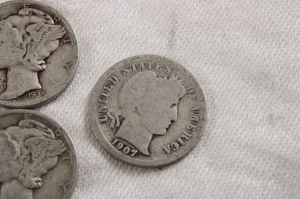 9 Mercury Silver Dimes - 6