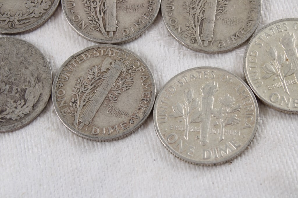 9 Silver Dimes - 10