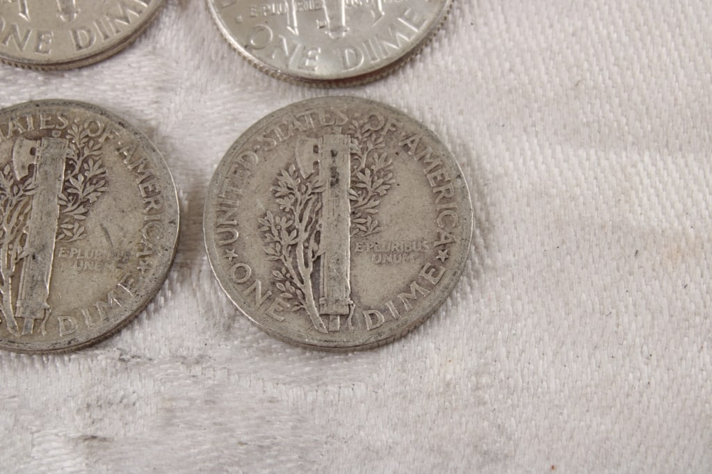 8 Roosevelt Silver Dimes, 2 Mercury Silver Dimes - 13