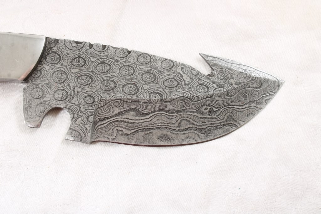 2 Custom Made Fixed Blade Knives in Sheaths - 4