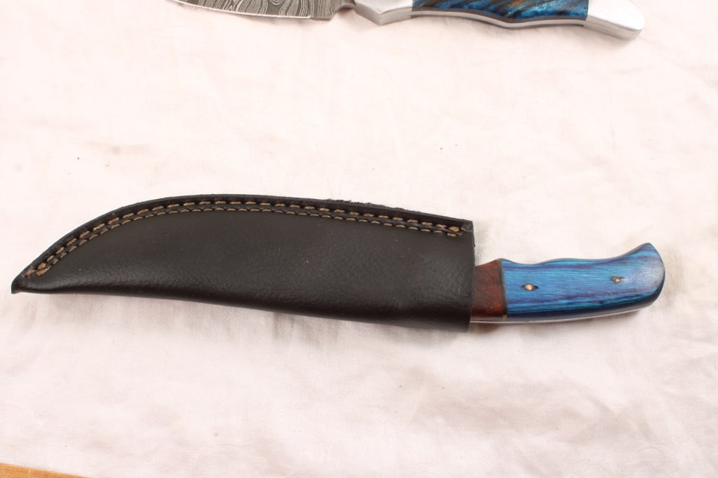 2 Damascus Fixed Blade Knives in Sheaths - 7